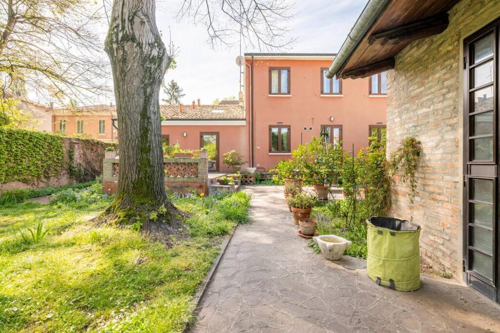 Готель La Casa Di Marina Феррара Екстер'єр фото